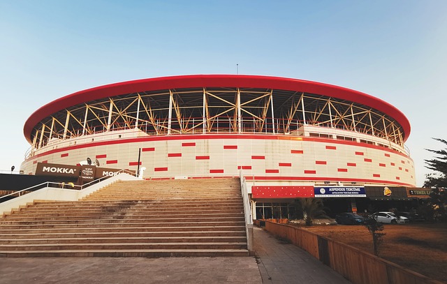 TA评曼联国脚表现：卡塞米罗&B费表现顶级；达洛特需证明自己